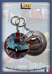 Badge / magnet / porte clé décapsuleur Austin mini bleue UK