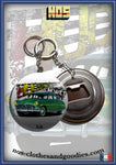 Badge / magnet / porte clé décapsuleur Hudson Hornet vert 1951