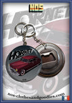 Badge / magnet / porte clé décapsuleur Hudson Hornet rouge