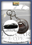 Badge / magnet / porte clé décapsuleur Jaguar type E 1961 B/W