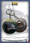 badge / magnet /porte clé décapsuleur Peugeot 402 noire