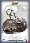 Badge /Magnet / porte clé décapsuleur Renault 4cv beige