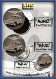 Badge /Magnet / porte clé décapsuleur Renault 4cv beige