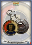 Badge / magnet/ porte clé décapsuleur  Plymouth logo